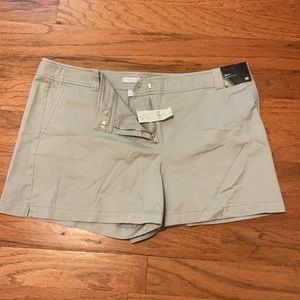 New York & Company Shorts 🛍3/$25🛍